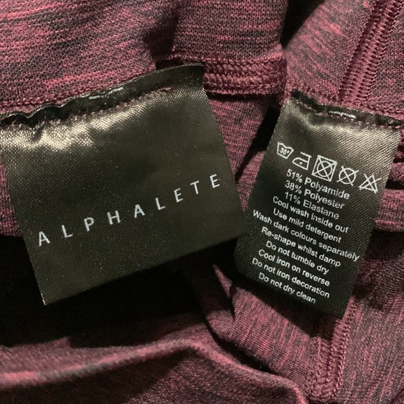 Alphalete Revival Leggings - Crushed Violet - Small - Picture 9 of 14